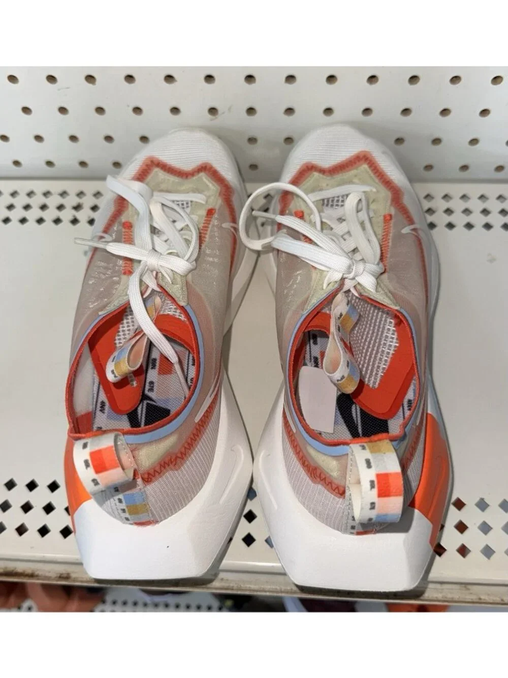 Nike Vista Lite SE Womens Athletic Shoes Sneakers Size 10 White Orange Blue